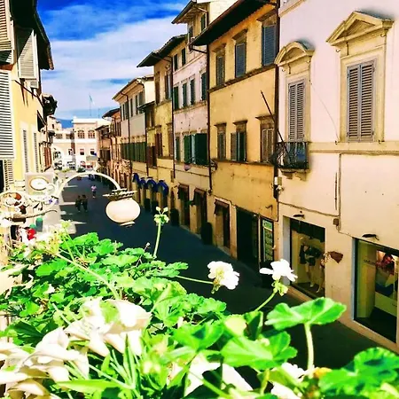 Contessa Grande/central Spoleto/sleeps 6 *