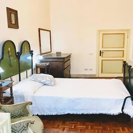Contessa Grande/central Spoleto/sleeps 6 Apartamento *