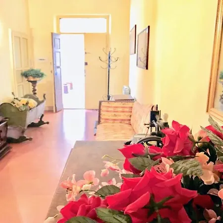 Contessa Grande/central Spoleto/sleeps 6