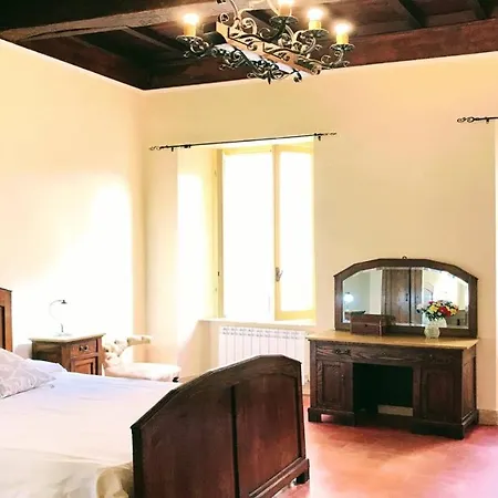 Apartamento Contessa Grande/central Spoleto/sleeps 6 *
