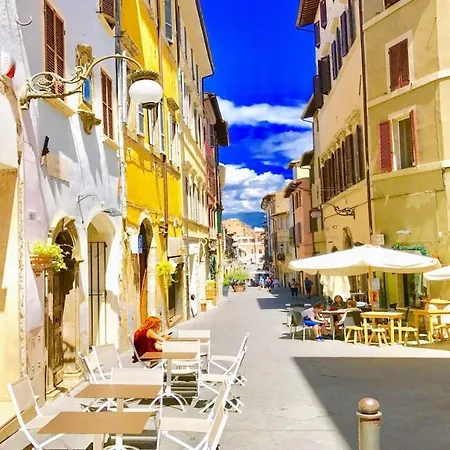 Contessa Grande/central Spoleto/sleeps 6 * Spoleto