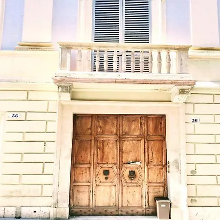 Apartamento Contessa Grande/central Spoleto/sleeps 6 Spoleto