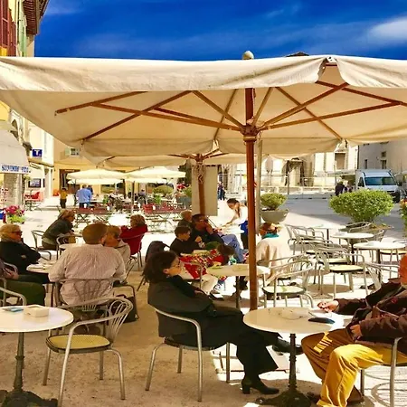 Apartamento Contessa Grande/central Spoleto/sleeps 6 Spoleto