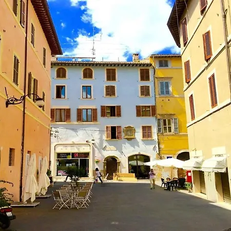 Contessa Grande/central Spoleto/sleeps 6 Apartment *
