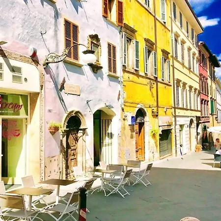 Apartamento Contessa Grande/central Spoleto/sleeps 6 Spoleto